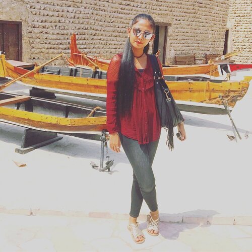 <div class="photoCaption">Wearing @americaneagleme jeans, blouse, sandals ❤️ Lookbook Video Search TAUYANM on #Youtube 🎥 Blog link on my bio 🖥 #dubai #dubaibloggers #uaeblogger #dubaiyoutuber #mydubai #ootd #instadaily #f4f #liketkit #like4like #followme #follow4follow #fashion #lookbook #ootdmagazine #dubaiootd #streetstyle #aeo #aeostyle #tishtashtalks #americaneagleoutfitters #blogger #style #hair #lookoftheday #instafashion #filipina #clozette #weallcan</div>