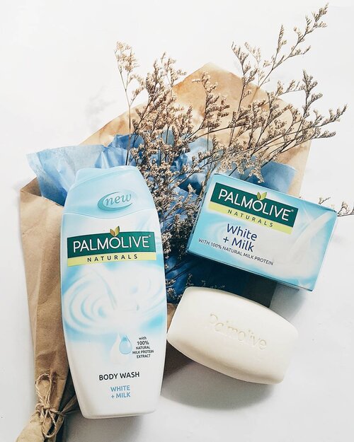 <div class="photoCaption">Thanks to the milky goodness of @PalmolivePH, I'm feeling more confident standing out from the crowd with Palmolive Naturals White + Milk Soap & Body Wash! 💙 Loving the 100% natural milk protein extracts that moisturizes and leaves your skin naturally milky white and milky soft, as you achieve fairer complexion in just 1 week! Plus, its long-lasting fragrance is sure to give you a pleasurable bathing experience! ✨
Special thanks to @PalmolivePH and @SampleRoomPH for this care package 💖 You too can experience different beauty products without the commitment & hasle, just go to SampleRoom.ph and enjoy! 😉 #IHeartPalmolive #SampleRoomPH #tellemaywhy</div>