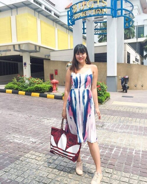 <div class="photoCaption">The dress i waited so long for. 💕 1 more week and I can rest well and play le 🙏 Hope that everything goes well 🌟
# 📷: @frostyypenguin #
#danetelle #lbootd #clozette</div>
