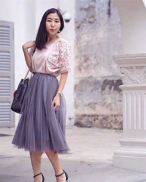 <div class="photoCaption">Feeling exceptionally girly in this lace mesh top & tulle skirt outfit from @joopboutique 💕</div>