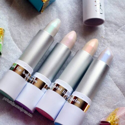 <div class="photoCaption">Putting the brand new @colourpopcosmetics Amethyst Crystal Balms to the test this week! These opalescent mositurizing crystal-infsued lip balms can be used on their own or even as a lip topper over your favorite lippies. Stay tuned for swatches and a review #colourpopme💋
.
.
.
.
#makeup #beauty#luxurystyle #makeuplife #makeupaddict#makeupismypassion #makeupoftheday#makeupfanatic1 #makeuptime#beautycommunity #beautyblogger#beautyblogger #sgigmakeup#whywhiteworks #hudabeauty #styleblogger #pictureperfect #instalike #makeupsg #sgbeauty #sgigbeauty #sgmua #clozette</div>