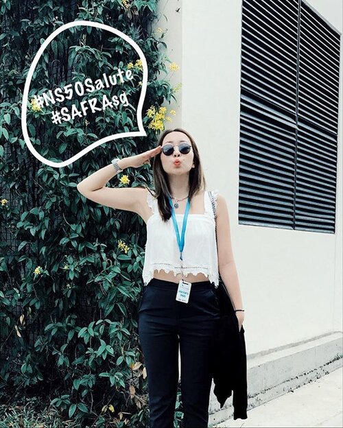 <div class="photoCaption">🇸🇬 | Here's a salute in appreciation of our past and present National Servicemen! Join me by hashtagging your photo w #NS50Salute and #SAFRAsg! Also, in case you haven't already heard, the Upsized SAFRA Movie Treats Event has doubled the number of movie tickets to give away in celebration of NS50. Do look out for the next Upsized SAFRA Movie Treats at www.safra.sg/indulge/safra-movie-treats 🙌🏻✨💕
.
.
.
.
#ootd #clozette #coordinatesoffrisbee #youthenchildish #sgblogger #fashionblogger #igers #igsg #lookbook #lookbooksg #sharingiscaring</div>