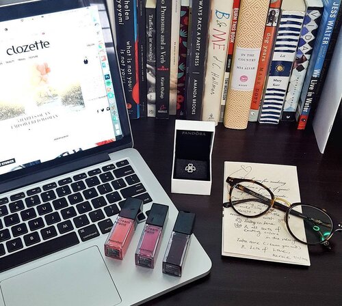 <div class="photoCaption">Taking a breather from my day with a note and a gift from my favourite boss ever, @glammama.sg.A ring from Pandora to wish me luck in love, and fun lippies from Moonshot (a K-beauty brand I've been meaning to try to a while now). So sweet!Her note also serves as a wonderful reminder of my time at @clozetteco. Seriously the best job ever -- working with some of the most hardworking, creative, and inspiring people. I'm always so proud whenever I drop by the site and see all the amazing things they've done with #MyNewClozette. Congrats to my #Clozette family! Once a Clozeteer. Always a Clozeteer.Fun fact: She sent this all the way from Singapore back in December and we had feared it got lost in the mail. Finally received it in March, just before I left for Thailand. So it was just chilling at the post office for 3 months!</div>