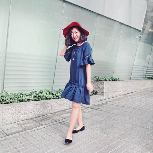 <div class="photoCaption">put on your positive hat! 👒 and say yasss to public holidays!! 😁😁 (📷: @ena_teo) #clozette</div>