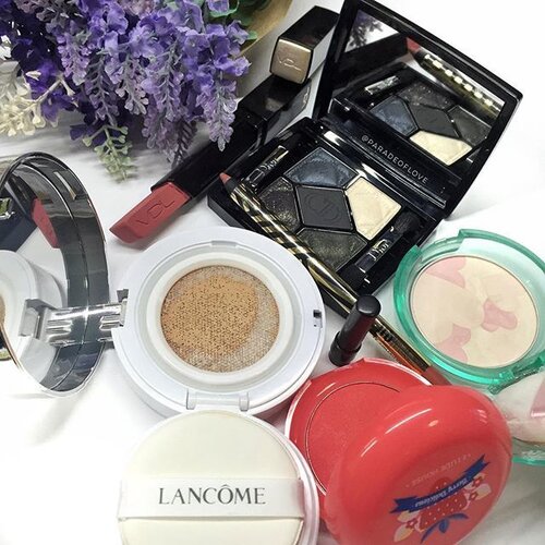 <div class="photoCaption">Subtle smokey eyes with one of my all-time favourite #Dior palette Pied de Poule coupled with the #Lancome Blanc Expert High Coverage Cushion for a flawless base and a nude lip coordinate with #VDL Lip Cube + #UrbanDecay Ex-Girlfriend for midweek! 💓🙌🏼 #Clozette #makeup</div>