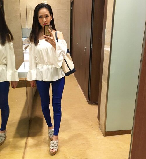 <div class="photoCaption">#dblchinootd
Last time my lian blood is no horse run, so glad this time round I'm able to carry off bell sleeves without looking like one lol.
One day closer to weekend, press on everyone!
#clozette</div>