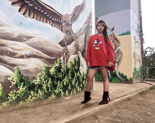 <div class="photoCaption">A Hunter in Love with His Prey ... .
.
.
.
📸 by (hubby) @lydeldayondon .
.
.
.
.
.
.
.
.
.
.
.
#fashionblog #tendenciasmoda #fashiontrends #pilipinasootd #clozetteinsider #ootd #fashionista #mommyblogger #bloggermoda #hellochicisimas #cebufashionblogger #ootdmagazine #ootdsubmit #styleblogger #minimalist #stylefeedph #thatsdarling #darlingmovement #CebuBeautyBlogger #lookbookph #lifestyleblogger #FujifilmLifestyle #Castedph #cebufashionbloggers #Clozetter @stylebloggersph #StarClozetter #Pinayyoutuber #Vlogger #youtuber #youtube</div>