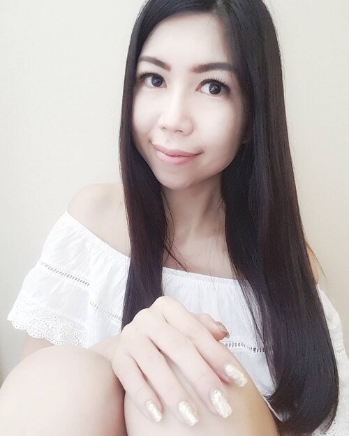 <div class="photoCaption">I know I could nail a day right with beautiful acrylic glitter crystal nails from @info.dearprincess!
They are conveniently located at Level 2 Riverside Point right above the taxi stand with all things Japanese from staff to products!
#influencer #celestiafaithchong #msbabelovebebes #fashionista #imagecoach #clozette #starclozetter #FBSambassador #facebodyskin #youngshineclinic #acmeclinic #acmesculpture #v10plus #headlineshairdressing #beautybynature #phyto #lashregrowth #lieracparis #dearprincess</div>