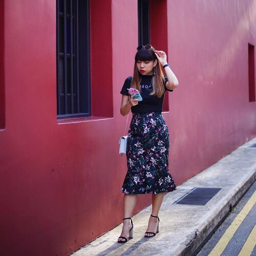 <div class="photoCaption">M E O W ;No rest for bun even on his birthday HAHAH still must take ootd for me lol🌚🌚🌚 There was like so many couples taking ootd here too 🤣 but we are the fastest cause bun is a good photographer hehe 💕💕@greytan1 #clozette @lovebonito #lovebonito #lbootd #potd #picoftheday #ootd #ootdsg #lookoftheday #lotd #charleskeithofficial</div>