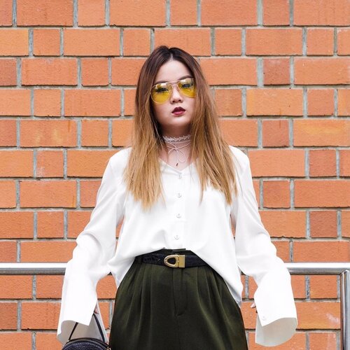 <div class="photoCaption">Playin' it cool 😎 Accessory game strong featuring the Lola Lace Choker and the highly versatile Lola Ultra-Thin Lariat (also available in black 🖤) c/o @theordinaryco!
P.S. Hop on over to @theordinaryco's IG account to check out the @cliniquesg x @theordinaryco collection and don't forget to join in their giveaway (worth $100)! 💖 #theordinaryco #RWBDAYS #clozette #hlrysadverts #glampalmsg #ootdmagazine #ABMstyle #acolorstory #flashesofdelight #thatsdarling #colorventures #thehappynow #pursuepretty #lookbook #asseenonme #classyandfashionable #aboutalook #streetstyleluxe #ootdwatch #stylemacarons #momentsofchic #howihue #walltraveled #kimagegroup #colourcolourlovers #colorsplashes #ootd #CliniqueSG #greatskincanbecreated #sggiveaway</div>