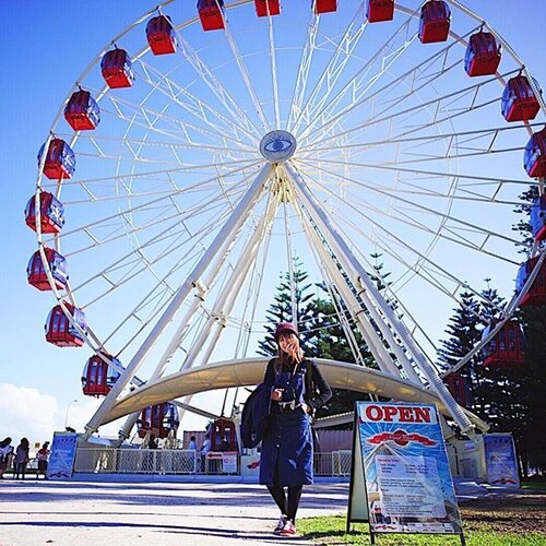 <div class="photoCaption">And I promise, the last one with the ferris wheel LOL! 😘 #clairesimontravel 📷 @simontey
#clozette #fashion #fashiondiaries #fashionblogger #lookbook #ootd #instahub #explore #outfit #girl #igdaily #igers #igsg #sgblogger #today #me #selfie #portrait #vscocam #photography #sonyimages #travel #photooftheday #claireaudreyootd #stylexstyle #perth #fremantle #me #perthisok #zeiss</div>
