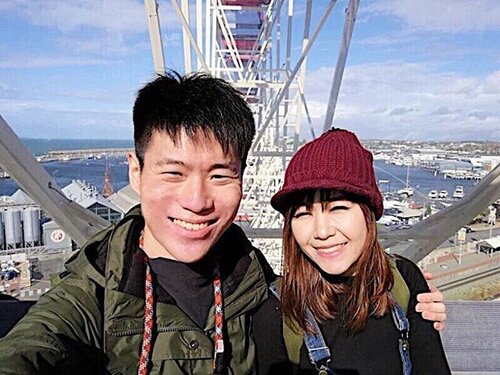 <div class="photoCaption">Throwback to the ferris wheel date! Btw its 4th of june today and its the hub's birthday! 🎂🤣 Happy birthday @simontey #clozette #fashion #fashiondiaries #fashionblogger #lookbook #ootd #instahub #explore #outfit #girl #igdaily #igers #igsg #sgblogger #today #me #selfie #portrait #vscocam #photography #sonyimages #travel #photooftheday #clairesimontravel #ferriswheel #love #perthisok #zeiss #couplegoals</div>