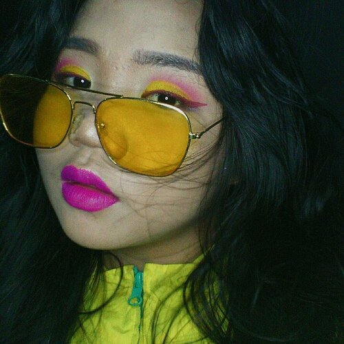 <div class="photoCaption">I ate barney and this happened 😂
------------
FACE:
(foundation) @revlonph Photoready Airbrush Effect in Cool Beige (primer) @smashboxcosmetics Photo Finish Foundation Primer in Hydrating
(contour) @bysphilippines Contour Trio in Sassy
EYES: (eye primer) @revlonph Photoready Insta-fix
@maxfactorph Creme Puff Blush in Lavish Mauve
@everbilenaofficial Single Eyeshadow in Rose Pink
#REVLON colorstay 16 Hour Eye Shadow in Exotic palette (583)
#revlonph dramatic Definition waterproof mascara (liner) @shophudabeauty Liquid Matte in Muse
BROWS:
#revlonph dramatic Definition waterproof mascara
LIPS:
@detailmakeover liquid Lipstick in Naima
#clozette</div>