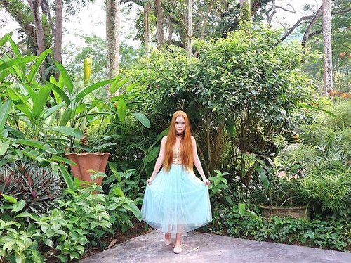 <div class="photoCaption">💃
OOTD for today! Just realized how fun puffy skirts can be! 😂
💃
#instadaily #ootd #OOTDMagazineMY #clozette</div>