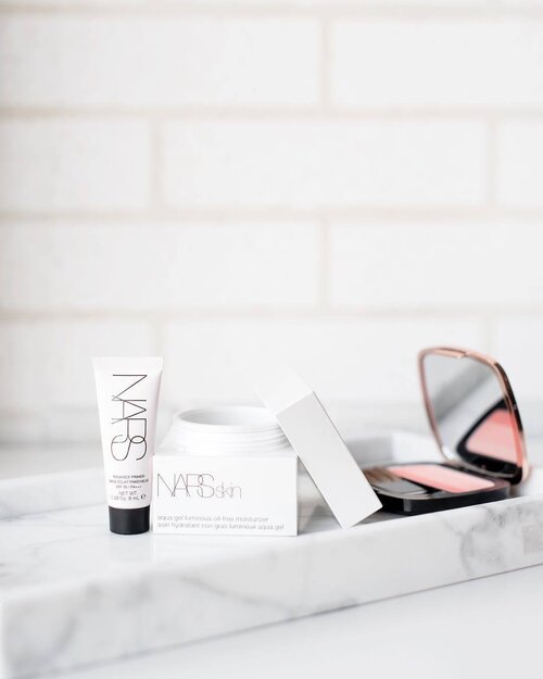 <div class="photoCaption">My current nighttime moisturiser is something from @narsissist.
But what I really want to know is: What is YOUR nighttime moisturiser?</div>