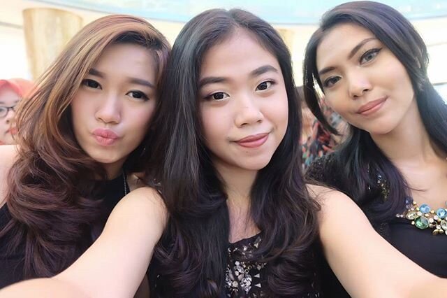 Throwback Elizabeth Arden With Two Pretty Sissy From Clozetteid Clozetteid Throwback Elizabeth Arden With Two Pretty Sissy From Clozetteid Clozetteid