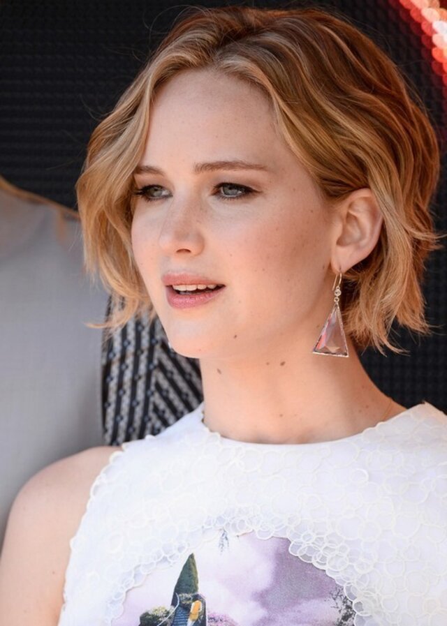 Celebrity Haircut - Jennifer Lawrence Hairstyles